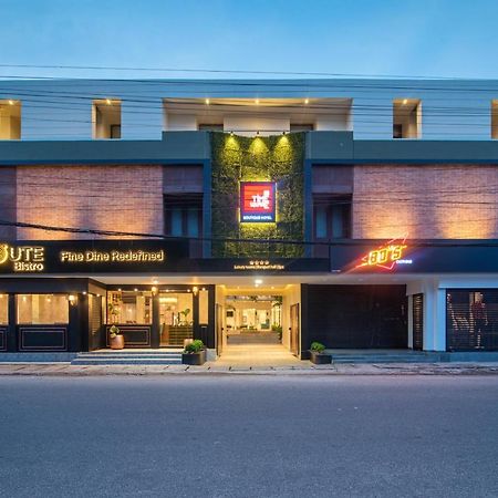 Time Square Boutique Hotel & Spa Alappuzha Exterior photo