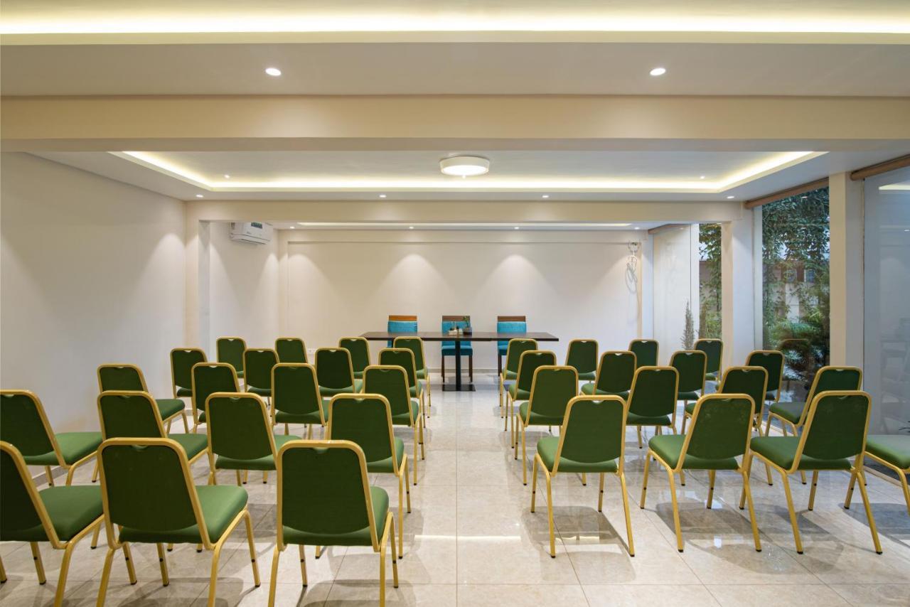 Time Square Boutique Hotel & Spa Alappuzha Exterior photo